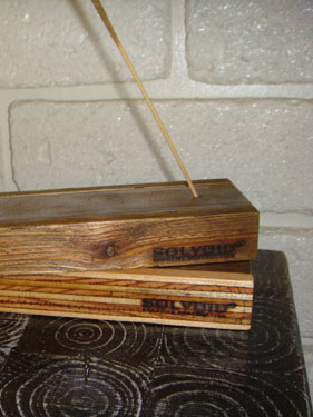 SCRAPWOOD-INCENSE-STAND-02